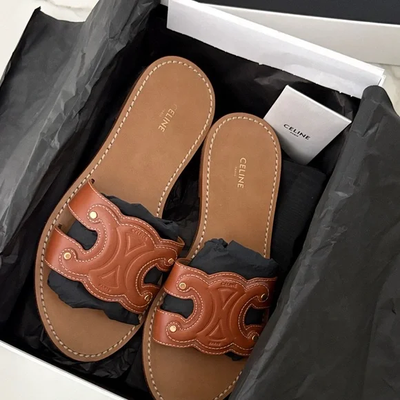 Celine Tan Triomphe Mule Sandals with Gold Details EU 39 - Picture 8 of 8